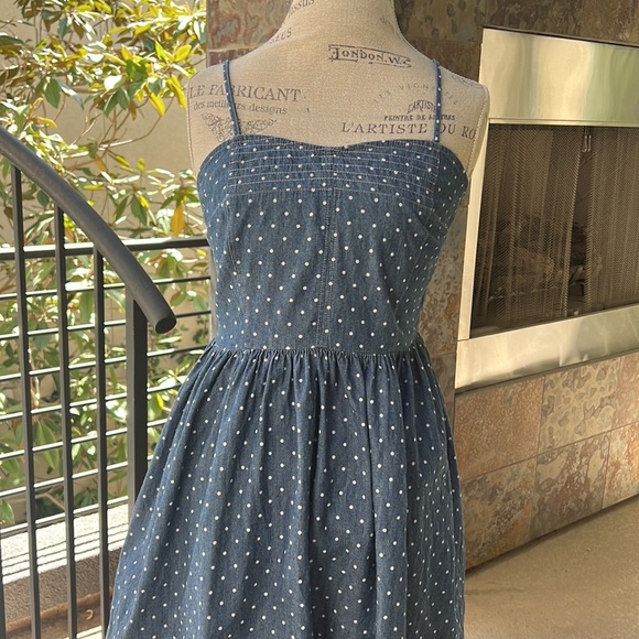 Gorgeous STRETCHY DENIM POLK A DOT DRESS! - Picture 2 of 16